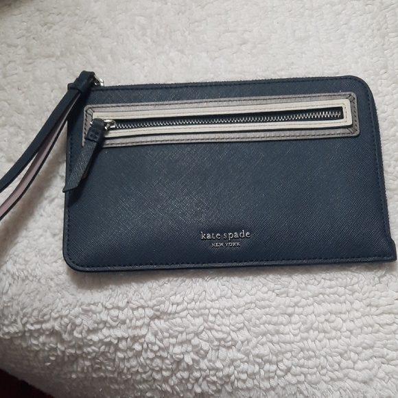 Kate Spade Dark Blue Wristlet with Silver Zipper - Picture 1 of 8